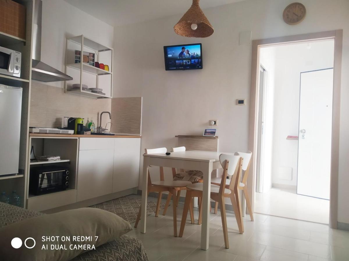 Aurisa Apartment Bari Exteriör bild