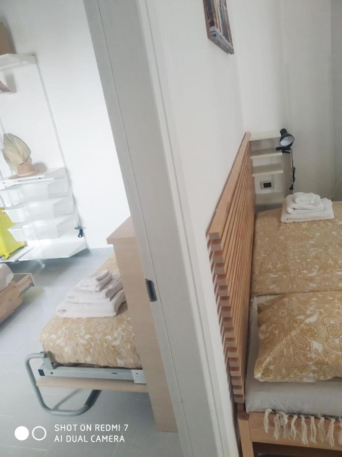 Aurisa Apartment Bari Exteriör bild